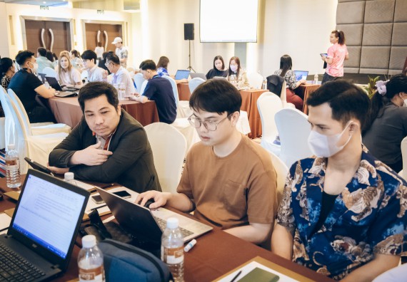 ภาพกิจกรรม  ผู้บริหาร คณาจารย์ และบุคลากร คณะวิทยาศาสตร์และเทคโนโลยีเข้าร่วม โครงการประชุมเชิงปฏิบัติการ “ทบทวนแผนกลยุทธ์ 2566 – 2570 และแผนปฏิบัติราชการ ประจำปี 2566