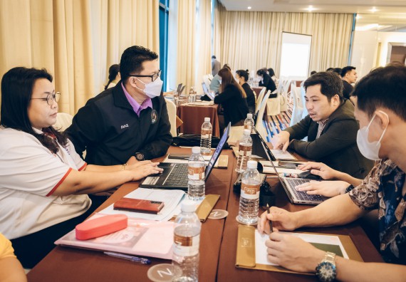 ภาพกิจกรรม  ผู้บริหาร คณาจารย์ และบุคลากร คณะวิทยาศาสตร์และเทคโนโลยีเข้าร่วม โครงการประชุมเชิงปฏิบัติการ “ทบทวนแผนกลยุทธ์ 2566 – 2570 และแผนปฏิบัติราชการ ประจำปี 2566