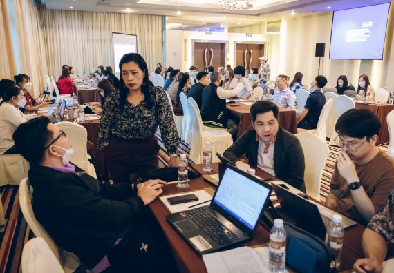 ภาพกิจกรรม  ผู้บริหาร คณาจารย์ และบุคลากร คณะวิทยาศาสตร์และเทคโนโลยีเข้าร่วม โครงการประชุมเชิงปฏิบัติการ “ทบทวนแผนกลยุทธ์ 2566 – 2570 และแผนปฏิบัติราชการ ประจำปี 2566