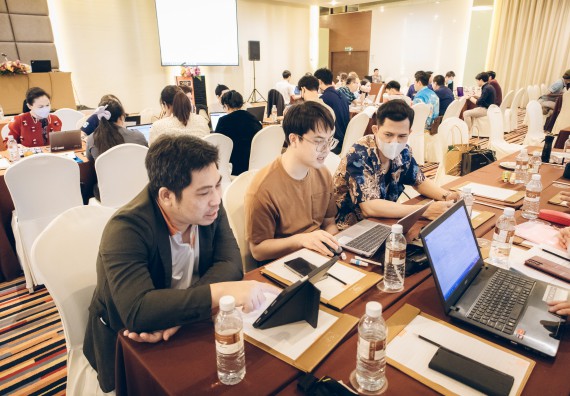 ภาพกิจกรรม  ผู้บริหาร คณาจารย์ และบุคลากร คณะวิทยาศาสตร์และเทคโนโลยีเข้าร่วม โครงการประชุมเชิงปฏิบัติการ “ทบทวนแผนกลยุทธ์ 2566 – 2570 และแผนปฏิบัติราชการ ประจำปี 2566