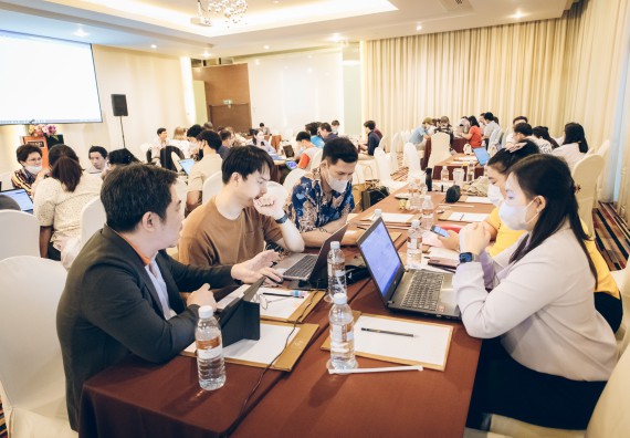 ภาพกิจกรรม  ผู้บริหาร คณาจารย์ และบุคลากร คณะวิทยาศาสตร์และเทคโนโลยีเข้าร่วม โครงการประชุมเชิงปฏิบัติการ “ทบทวนแผนกลยุทธ์ 2566 – 2570 และแผนปฏิบัติราชการ ประจำปี 2566