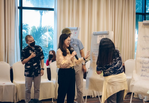 ภาพกิจกรรม  ผู้บริหาร คณาจารย์ และบุคลากร คณะวิทยาศาสตร์และเทคโนโลยีเข้าร่วม โครงการประชุมเชิงปฏิบัติการ “ทบทวนแผนกลยุทธ์ 2566 – 2570 และแผนปฏิบัติราชการ ประจำปี 2566