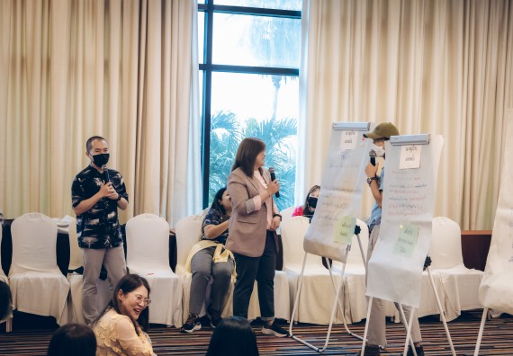 ภาพกิจกรรม  ผู้บริหาร คณาจารย์ และบุคลากร คณะวิทยาศาสตร์และเทคโนโลยีเข้าร่วม โครงการประชุมเชิงปฏิบัติการ “ทบทวนแผนกลยุทธ์ 2566 – 2570 และแผนปฏิบัติราชการ ประจำปี 2566