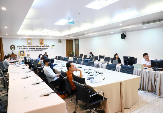 ภาพกิจกรรม  ศูนย์วิทยาศาสตร์ประยุกต์ คณะวิทยาศาสตร์เทคโนโลยี มหาวิทยาลัยราชภัฏกำแพงเพชร เข้ารับการตรวจประเมินความปลอดภัยห้องปฏิบัติการ ตามเกณฑ์ (ESPReL Checklist)