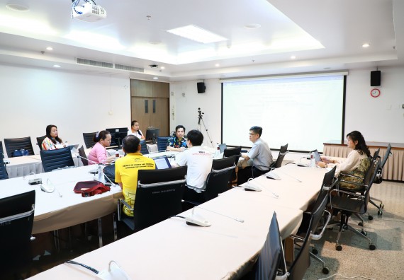 ภาพกิจกรรม  คณะวิทยาศาสตร์และเทคโนโลยี จัดกิจกรรมอบรมเชิงปฏิบัติการ เรื่อง การเขียนรายงานการประเมินตนเอง ระดับหลักสูตร ประจำปีการศึกษา 2565 ตามเกณฑ์ AUN-QA