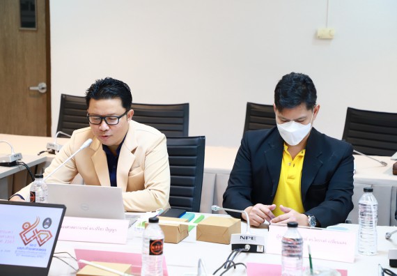 ภาพกิจกรรม  คณะวิทยาศาสตร์และเทคโนโลยี มหาวิทยาลัยราชภัฏกำแพงเพชร ทางคณะฯ ได้ดำเนินการยกร่างสูตรวิทยาศาสตรมหาบัณฑิต สาขาวิชาวิทยาศาสตร์ศึกษา