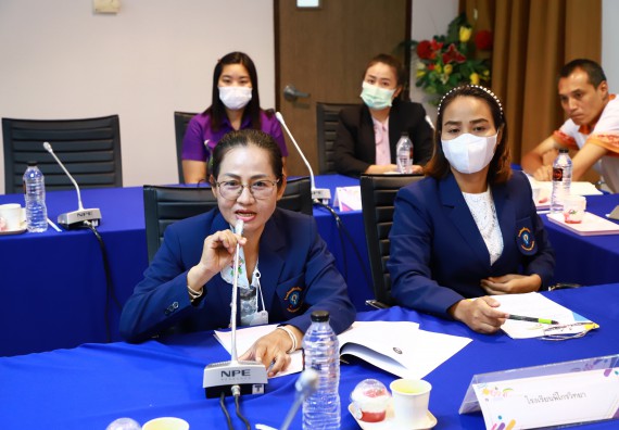 ภาพกิจกรรม  คณะวิทยาศาสตร์และเทคโนโลยี จัดประชุมพิจารณาการลงนามต่อบันทึกข้อตกลงความร่วมมือทางวิชาการ กับโรงเรียนมัธยมศึกษาในจังหวัดกำแพงเพชร