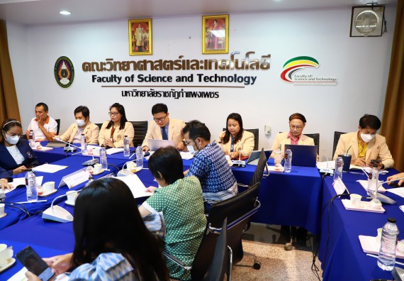 ภาพกิจกรรม  คณะวิทยาศาสตร์และเทคโนโลยี จัดประชุมพิจารณาการลงนามต่อบันทึกข้อตกลงความร่วมมือทางวิชาการ กับโรงเรียนมัธยมศึกษาในจังหวัดกำแพงเพชร