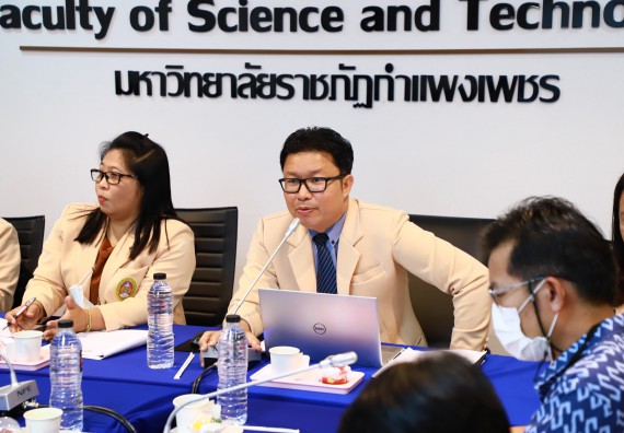 ภาพกิจกรรม  คณะวิทยาศาสตร์และเทคโนโลยี จัดประชุมพิจารณาการลงนามต่อบันทึกข้อตกลงความร่วมมือทางวิชาการ กับโรงเรียนมัธยมศึกษาในจังหวัดกำแพงเพชร