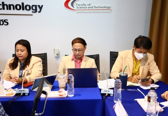 ภาพกิจกรรม  คณะวิทยาศาสตร์และเทคโนโลยี จัดประชุมพิจารณาการลงนามต่อบันทึกข้อตกลงความร่วมมือทางวิชาการ กับโรงเรียนมัธยมศึกษาในจังหวัดกำแพงเพชร