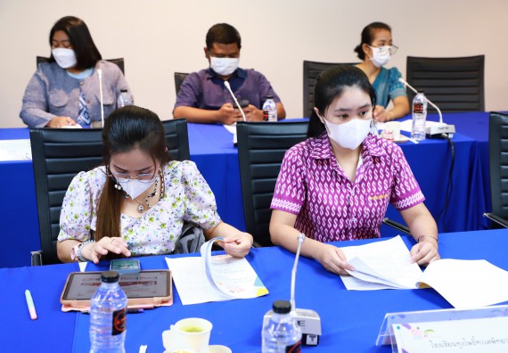 ภาพกิจกรรม  คณะวิทยาศาสตร์และเทคโนโลยี จัดประชุมพิจารณาการลงนามต่อบันทึกข้อตกลงความร่วมมือทางวิชาการ กับโรงเรียนมัธยมศึกษาในจังหวัดกำแพงเพชร