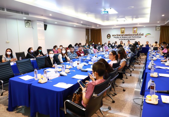 ภาพกิจกรรม  คณะวิทยาศาสตร์และเทคโนโลยี จัดประชุมพิจารณาการลงนามต่อบันทึกข้อตกลงความร่วมมือทางวิชาการ กับโรงเรียนมัธยมศึกษาในจังหวัดกำแพงเพชร