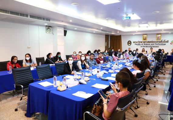 ภาพกิจกรรม  คณะวิทยาศาสตร์และเทคโนโลยี จัดประชุมพิจารณาการลงนามต่อบันทึกข้อตกลงความร่วมมือทางวิชาการ กับโรงเรียนมัธยมศึกษาในจังหวัดกำแพงเพชร