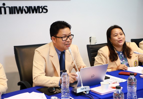 ภาพกิจกรรม  คณะวิทยาศาสตร์และเทคโนโลยี จัดประชุมพิจารณาการลงนามต่อบันทึกข้อตกลงความร่วมมือทางวิชาการ กับโรงเรียนมัธยมศึกษาในจังหวัดกำแพงเพชร