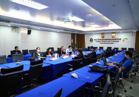 ภาพกิจกรรม  คณะวิทยาศาสตร์และเทคโนโลยี มหาวิทยาลัยราชภัฏกำแพงเพชร ทางคณะฯ ได้ดำเนินการวิพากษ์หลักสูตรวิทยาศาสตรมหาบัณฑิต สาขาวิชาวิทยาศาสตร์ศึกษา