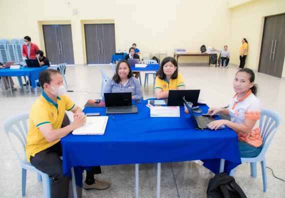 ภาพกิจกรรม  คณะวิทยาศาสตร์และเทคโนโลยี จัดโครงการกิจกรรมอบรมเชิงปฏิบัติการ เรื่อง การเขียนรายงานการประเมินตนเอง ระดับหลักสูตร ประจำปีการศึกษา 2565 ตามเกณฑ์ AUN-QA