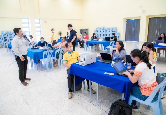 ภาพกิจกรรม  คณะวิทยาศาสตร์และเทคโนโลยี จัดโครงการกิจกรรมอบรมเชิงปฏิบัติการ เรื่อง การเขียนรายงานการประเมินตนเอง ระดับหลักสูตร ประจำปีการศึกษา 2565 ตามเกณฑ์ AUN-QA