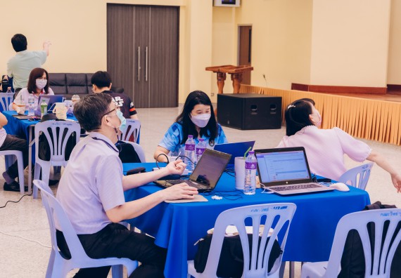 ภาพกิจกรรม  คณะวิทยาศาสตร์และเทคโนโลยี จัดโครงการกิจกรรมอบรมเชิงปฏิบัติการ เรื่อง การเขียนรายงานการประเมินตนเอง ระดับหลักสูตร ประจำปีการศึกษา 2565 ตามเกณฑ์ AUN-QA