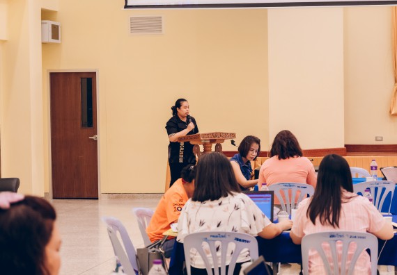 ภาพกิจกรรม  คณะวิทยาศาสตร์และเทคโนโลยี จัดโครงการกิจกรรมอบรมเชิงปฏิบัติการ เรื่อง การเขียนรายงานการประเมินตนเอง ระดับหลักสูตร ประจำปีการศึกษา 2565 ตามเกณฑ์ AUN-QA