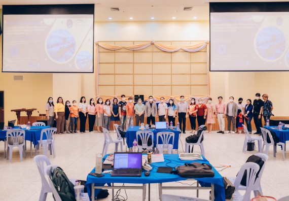 ภาพกิจกรรม  คณะวิทยาศาสตร์และเทคโนโลยี จัดโครงการกิจกรรมอบรมเชิงปฏิบัติการ เรื่อง การเขียนรายงานการประเมินตนเอง ระดับหลักสูตร ประจำปีการศึกษา 2565 ตามเกณฑ์ AUN-QA