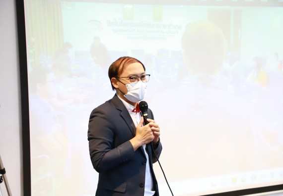 ภาพกิจกรรม   คณะวิทยาศาสตร์และเทคโนโลยี จัดอบรมเชิงปฏิบัติการ เรื่อง เทคนิคการออกแบบป้ายประชาสัมพันธ์ ให้กับอาจารย์และบุคลากรคณะวิทยาศาสตร์และเทคโนโลยี