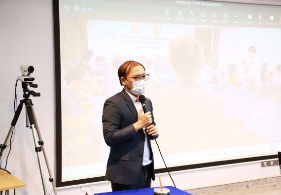 ภาพกิจกรรม   คณะวิทยาศาสตร์และเทคโนโลยี จัดอบรมเชิงปฏิบัติการ เรื่อง เทคนิคการออกแบบป้ายประชาสัมพันธ์ ให้กับอาจารย์และบุคลากรคณะวิทยาศาสตร์และเทคโนโลยี