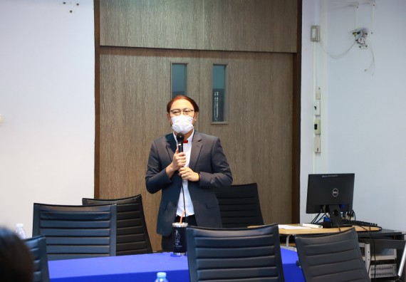 ภาพกิจกรรม   คณะวิทยาศาสตร์และเทคโนโลยี จัดอบรมเชิงปฏิบัติการ เรื่อง เทคนิคการออกแบบป้ายประชาสัมพันธ์ ให้กับอาจารย์และบุคลากรคณะวิทยาศาสตร์และเทคโนโลยี