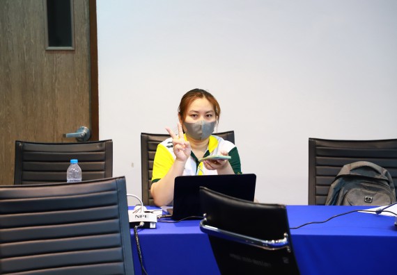 ภาพกิจกรรม   คณะวิทยาศาสตร์และเทคโนโลยี จัดอบรมเชิงปฏิบัติการ เรื่อง เทคนิคการออกแบบป้ายประชาสัมพันธ์ ให้กับอาจารย์และบุคลากรคณะวิทยาศาสตร์และเทคโนโลยี