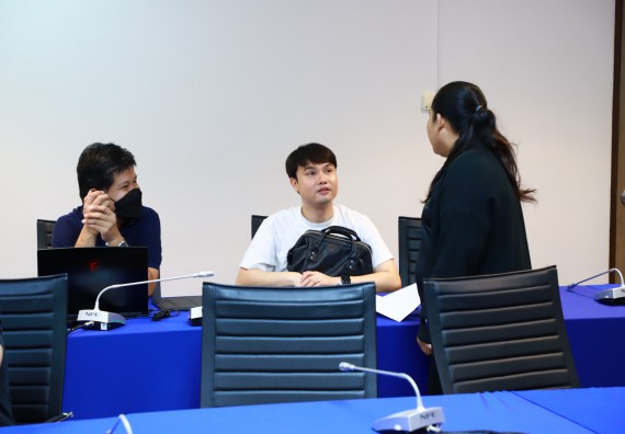 ภาพกิจกรรม   คณะวิทยาศาสตร์และเทคโนโลยี จัดอบรมเชิงปฏิบัติการ เรื่อง เทคนิคการออกแบบป้ายประชาสัมพันธ์ ให้กับอาจารย์และบุคลากรคณะวิทยาศาสตร์และเทคโนโลยี