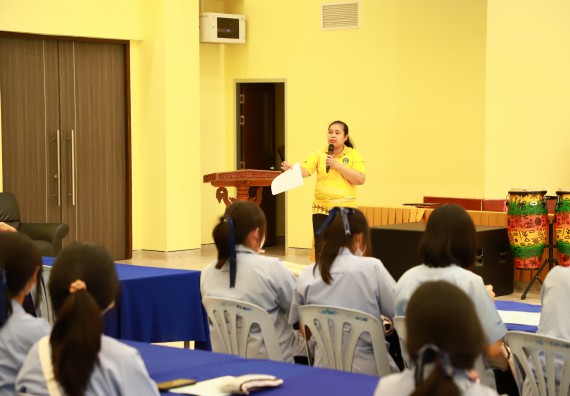 ภาพกิจกรรม  คณะวิทยาศาสตร์และเทคโนโลยี จัดกิจกรรมสร้างเสริมทักษะกระบวนการทางวิทยาศาสตร์สู่มาตรฐานสากล ให้กับนักเรียนระดับชั้นมัธยมศึกษาปีที่ 5 โรงเรียนตากพิทยาคม