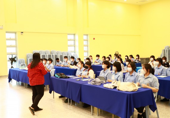 ภาพกิจกรรม  คณะวิทยาศาสตร์และเทคโนโลยี จัดกิจกรรมสร้างเสริมทักษะกระบวนการทางวิทยาศาสตร์สู่มาตรฐานสากล ให้กับนักเรียนระดับชั้นมัธยมศึกษาปีที่ 5 โรงเรียนตากพิทยาคม