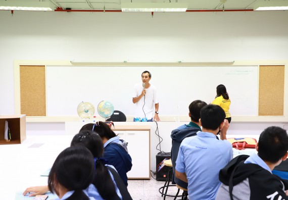 ภาพกิจกรรม  คณะวิทยาศาสตร์และเทคโนโลยี จัดกิจกรรมสร้างเสริมทักษะกระบวนการทางวิทยาศาสตร์สู่มาตรฐานสากล ให้กับนักเรียนระดับชั้นมัธยมศึกษาปีที่ 5 โรงเรียนตากพิทยาคม