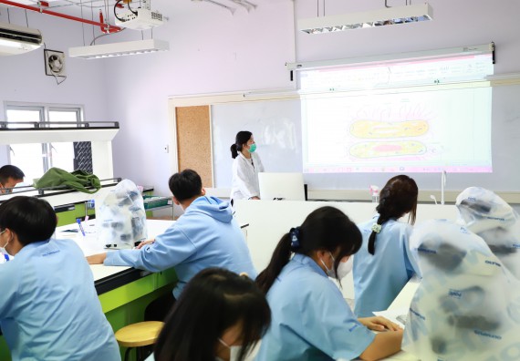 ภาพกิจกรรม  คณะวิทยาศาสตร์และเทคโนโลยี จัดกิจกรรมสร้างเสริมทักษะกระบวนการทางวิทยาศาสตร์สู่มาตรฐานสากล ให้กับนักเรียนระดับชั้นมัธยมศึกษาปีที่ 5 โรงเรียนตากพิทยาคม