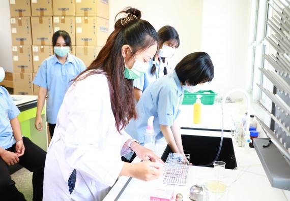 ภาพกิจกรรม  คณะวิทยาศาสตร์และเทคโนโลยี จัดกิจกรรมสร้างเสริมทักษะกระบวนการทางวิทยาศาสตร์สู่มาตรฐานสากล ให้กับนักเรียนระดับชั้นมัธยมศึกษาปีที่ 5 โรงเรียนตากพิทยาคม