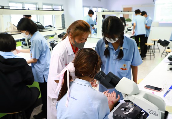 ภาพกิจกรรม  คณะวิทยาศาสตร์และเทคโนโลยี จัดกิจกรรมสร้างเสริมทักษะกระบวนการทางวิทยาศาสตร์สู่มาตรฐานสากล ให้กับนักเรียนระดับชั้นมัธยมศึกษาปีที่ 5 โรงเรียนตากพิทยาคม