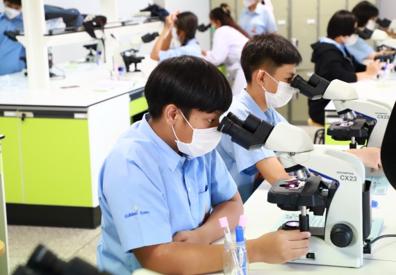 ภาพกิจกรรม  คณะวิทยาศาสตร์และเทคโนโลยี จัดกิจกรรมสร้างเสริมทักษะกระบวนการทางวิทยาศาสตร์สู่มาตรฐานสากล ให้กับนักเรียนระดับชั้นมัธยมศึกษาปีที่ 5 โรงเรียนตากพิทยาคม