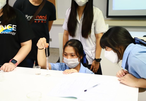 ภาพกิจกรรม  คณะวิทยาศาสตร์และเทคโนโลยี จัดกิจกรรมสร้างเสริมทักษะกระบวนการทางวิทยาศาสตร์สู่มาตรฐานสากล ให้กับนักเรียนระดับชั้นมัธยมศึกษาปีที่ 5 โรงเรียนตากพิทยาคม