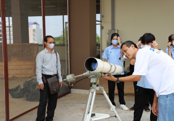 ภาพกิจกรรม  คณะวิทยาศาสตร์และเทคโนโลยี จัดกิจกรรมสร้างเสริมทักษะกระบวนการทางวิทยาศาสตร์สู่มาตรฐานสากล ให้กับนักเรียนระดับชั้นมัธยมศึกษาปีที่ 5 โรงเรียนตากพิทยาคม