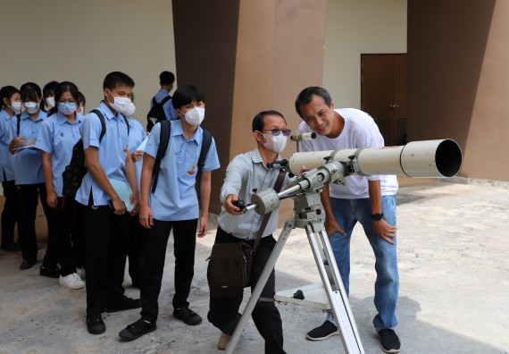 ภาพกิจกรรม  คณะวิทยาศาสตร์และเทคโนโลยี จัดกิจกรรมสร้างเสริมทักษะกระบวนการทางวิทยาศาสตร์สู่มาตรฐานสากล ให้กับนักเรียนระดับชั้นมัธยมศึกษาปีที่ 5 โรงเรียนตากพิทยาคม