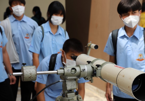 ภาพกิจกรรม  คณะวิทยาศาสตร์และเทคโนโลยี จัดกิจกรรมสร้างเสริมทักษะกระบวนการทางวิทยาศาสตร์สู่มาตรฐานสากล ให้กับนักเรียนระดับชั้นมัธยมศึกษาปีที่ 5 โรงเรียนตากพิทยาคม