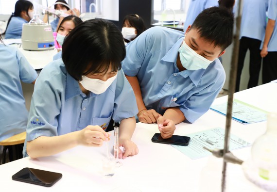 ภาพกิจกรรม  คณะวิทยาศาสตร์และเทคโนโลยี จัดกิจกรรมสร้างเสริมทักษะกระบวนการทางวิทยาศาสตร์สู่มาตรฐานสากล ให้กับนักเรียนระดับชั้นมัธยมศึกษาปีที่ 5 โรงเรียนตากพิทยาคม