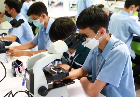 ภาพกิจกรรม  คณะวิทยาศาสตร์และเทคโนโลยี จัดกิจกรรมสร้างเสริมทักษะกระบวนการทางวิทยาศาสตร์สู่มาตรฐานสากล ให้กับนักเรียนระดับชั้นมัธยมศึกษาปีที่ 5 โรงเรียนตากพิทยาคม