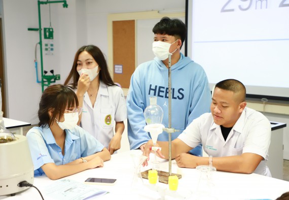 ภาพกิจกรรม  คณะวิทยาศาสตร์และเทคโนโลยี จัดกิจกรรมสร้างเสริมทักษะกระบวนการทางวิทยาศาสตร์สู่มาตรฐานสากล ให้กับนักเรียนระดับชั้นมัธยมศึกษาปีที่ 5 โรงเรียนตากพิทยาคม