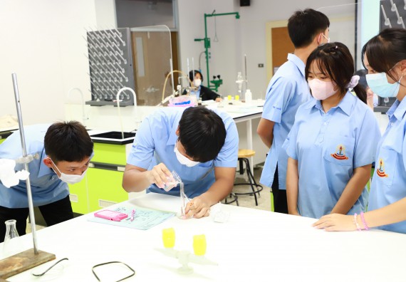 ภาพกิจกรรม  คณะวิทยาศาสตร์และเทคโนโลยี จัดกิจกรรมสร้างเสริมทักษะกระบวนการทางวิทยาศาสตร์สู่มาตรฐานสากล ให้กับนักเรียนระดับชั้นมัธยมศึกษาปีที่ 5 โรงเรียนตากพิทยาคม