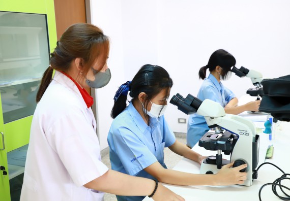 ภาพกิจกรรม  คณะวิทยาศาสตร์และเทคโนโลยี จัดกิจกรรมสร้างเสริมทักษะกระบวนการทางวิทยาศาสตร์สู่มาตรฐานสากล ให้กับนักเรียนระดับชั้นมัธยมศึกษาปีที่ 5 โรงเรียนตากพิทยาคม