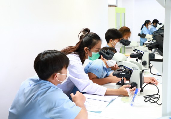 ภาพกิจกรรม  คณะวิทยาศาสตร์และเทคโนโลยี จัดกิจกรรมสร้างเสริมทักษะกระบวนการทางวิทยาศาสตร์สู่มาตรฐานสากล ให้กับนักเรียนระดับชั้นมัธยมศึกษาปีที่ 5 โรงเรียนตากพิทยาคม