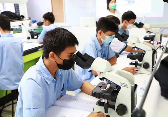 ภาพกิจกรรม  คณะวิทยาศาสตร์และเทคโนโลยี จัดกิจกรรมสร้างเสริมทักษะกระบวนการทางวิทยาศาสตร์สู่มาตรฐานสากล ให้กับนักเรียนระดับชั้นมัธยมศึกษาปีที่ 5 โรงเรียนตากพิทยาคม