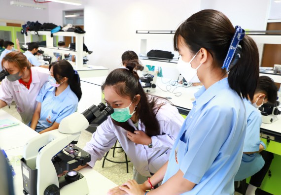 ภาพกิจกรรม  คณะวิทยาศาสตร์และเทคโนโลยี จัดกิจกรรมสร้างเสริมทักษะกระบวนการทางวิทยาศาสตร์สู่มาตรฐานสากล ให้กับนักเรียนระดับชั้นมัธยมศึกษาปีที่ 5 โรงเรียนตากพิทยาคม