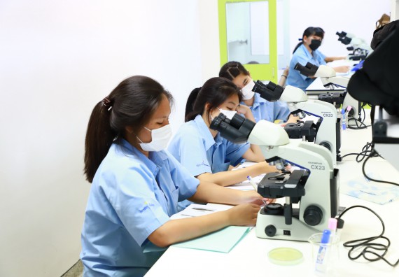 ภาพกิจกรรม  คณะวิทยาศาสตร์และเทคโนโลยี จัดกิจกรรมสร้างเสริมทักษะกระบวนการทางวิทยาศาสตร์สู่มาตรฐานสากล ให้กับนักเรียนระดับชั้นมัธยมศึกษาปีที่ 5 โรงเรียนตากพิทยาคม