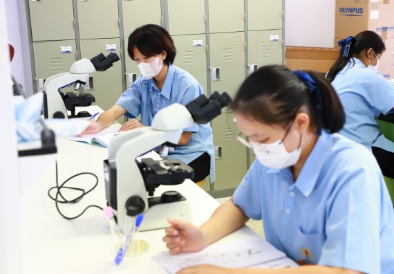 ภาพกิจกรรม  คณะวิทยาศาสตร์และเทคโนโลยี จัดกิจกรรมสร้างเสริมทักษะกระบวนการทางวิทยาศาสตร์สู่มาตรฐานสากล ให้กับนักเรียนระดับชั้นมัธยมศึกษาปีที่ 5 โรงเรียนตากพิทยาคม